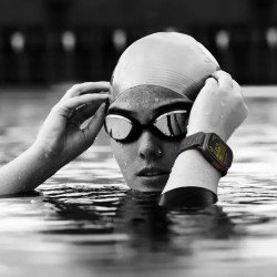 Apple Watch Ultra 2 - GPS + Cellulaire - Titane Noir 49 mm - Alpine Vert - Garantie 1 An